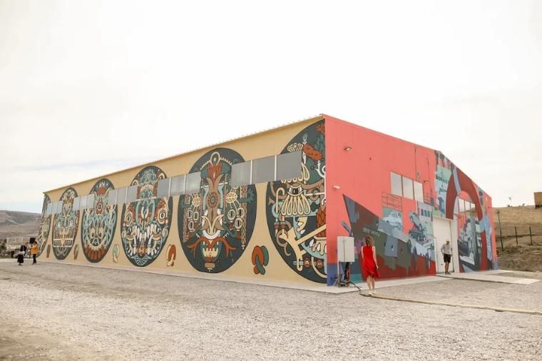 На форуме «Россия — страна возможностей» создали самое большое граффити на юге России